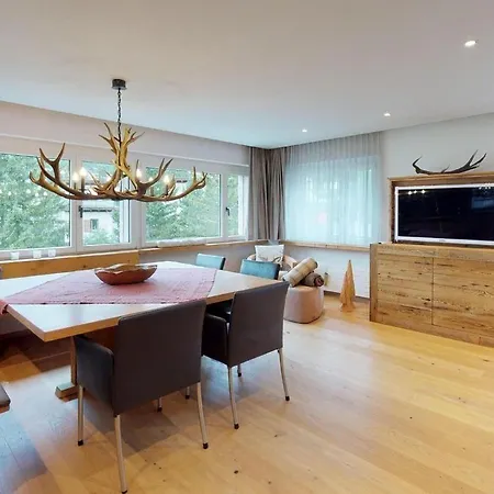 Casa Polo * Saint-Moritz